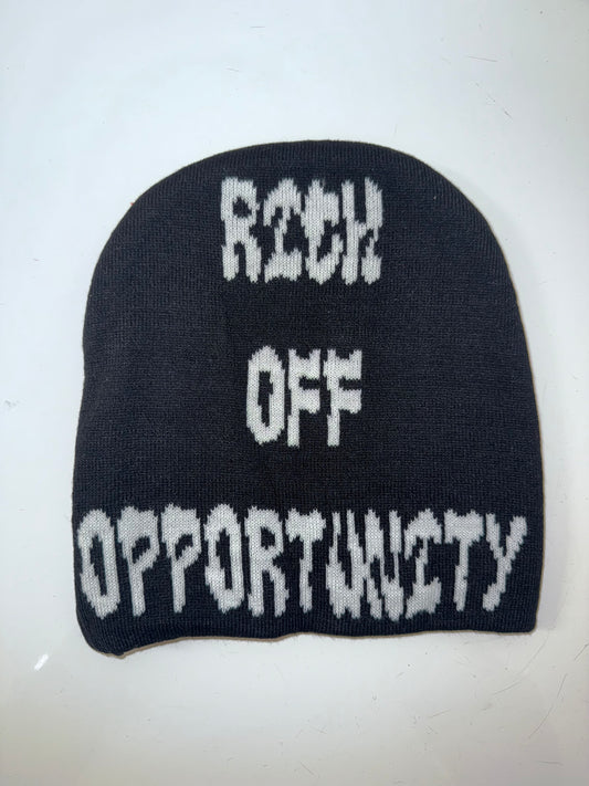 Black ROO Beanie
